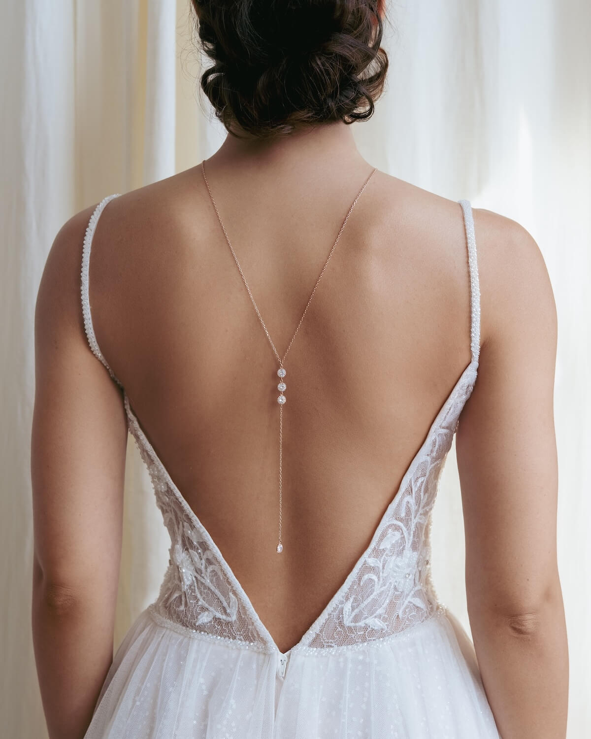 Sternenauge Braut Rückenkette mit Zirkonia Y-Form zum Brautkleid mit tiefem Rückenausschnitt