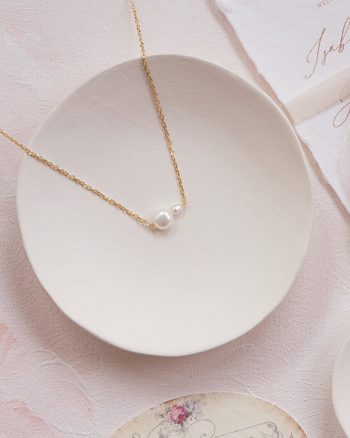 Sternenauge Detailfoto Halskette LEONIE III mit Süßwasserperlen